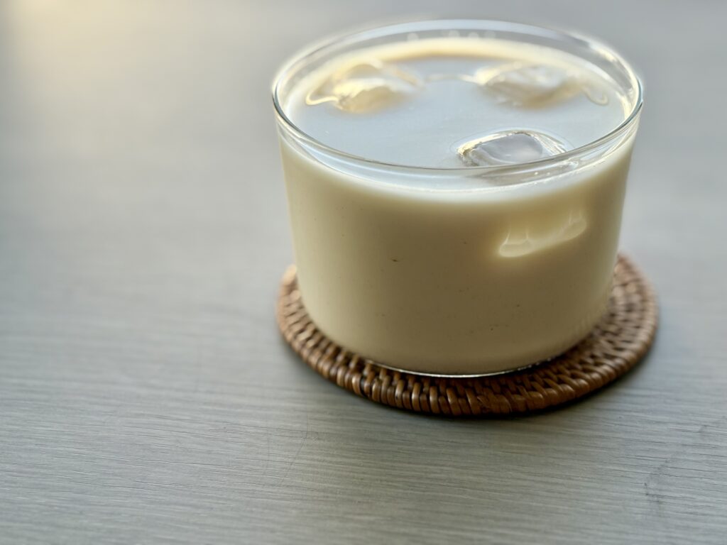 Iced-hojicha-latte