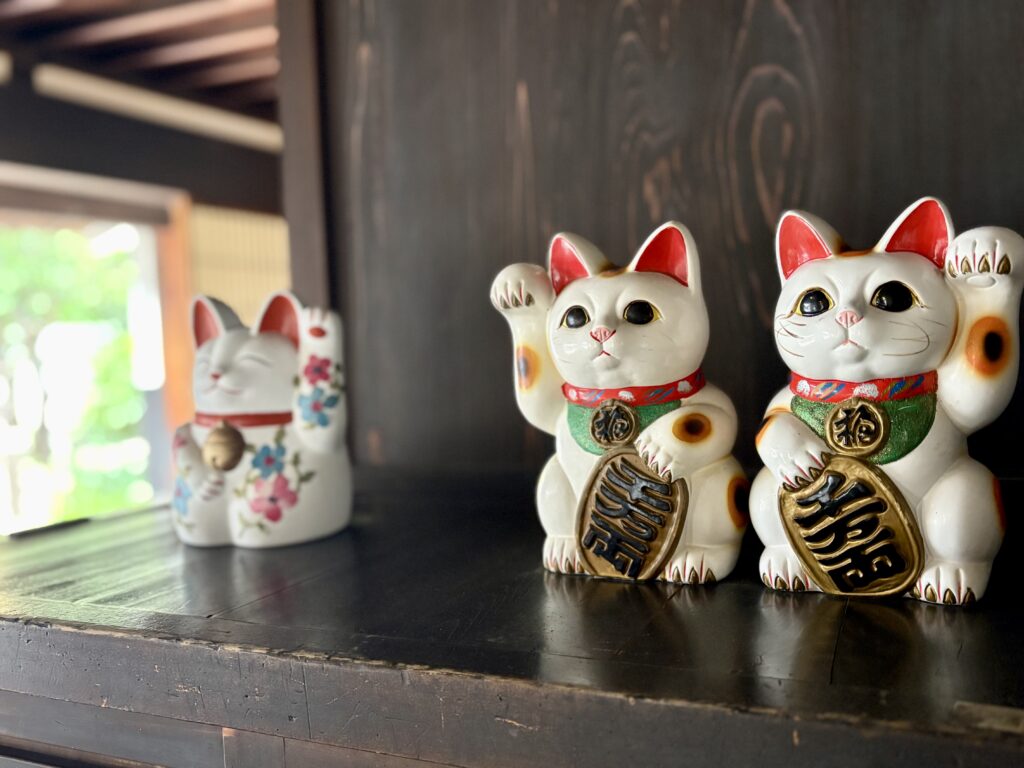 Tokoname-lucky-cat